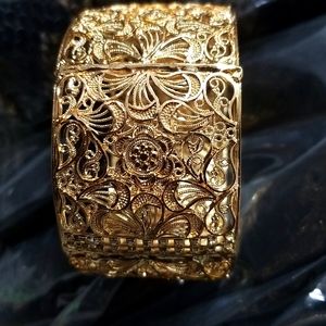 New Filigree 22kt 24kt Gold Plated Bangle Bracelets India African Hinged Cuff